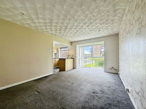 Lounge- click for photo gallery